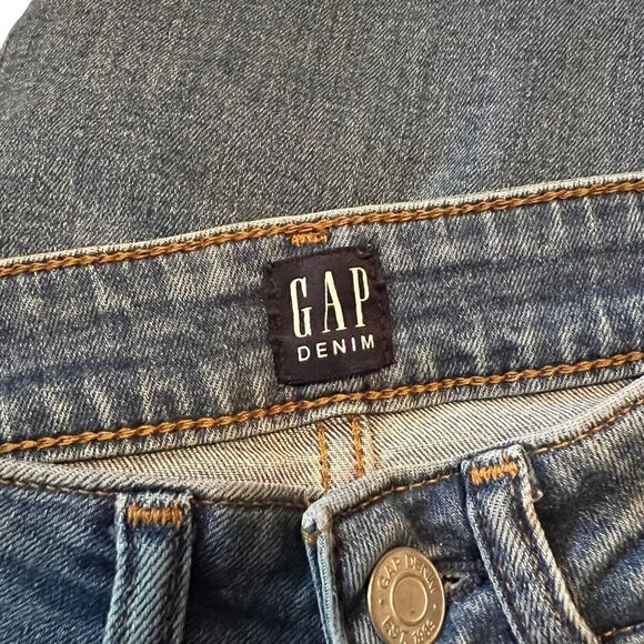 3 for $30! Gap light wash curvy true skinny jeans - Picture 5 of 8